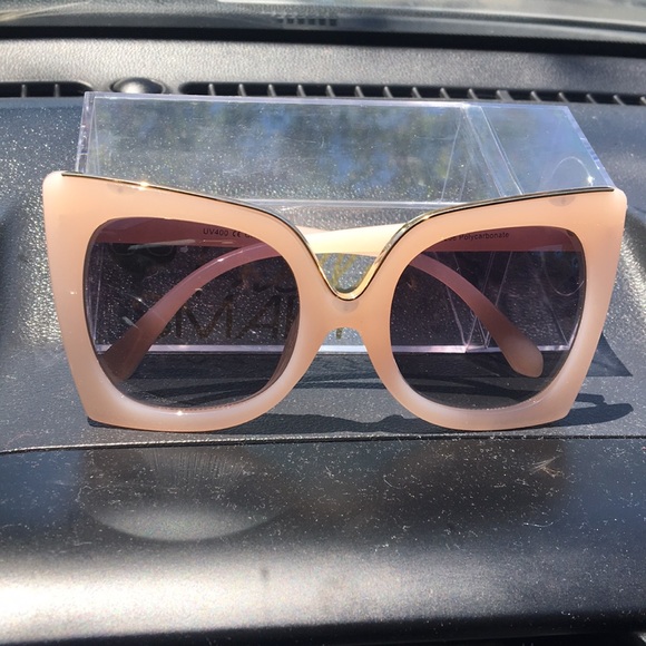 Sunglasses - Picture 1 of 1